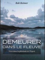 Demeurer Dans Le Fleuve