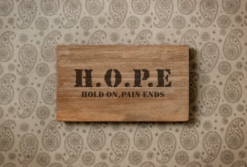 ESPOIR ET PATIENCE.