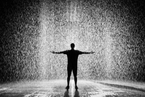 ÊTRE CONNECTÉ POUR ENFANTER LA PLUIE.